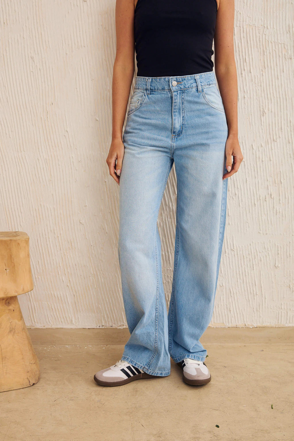 Jean Straight