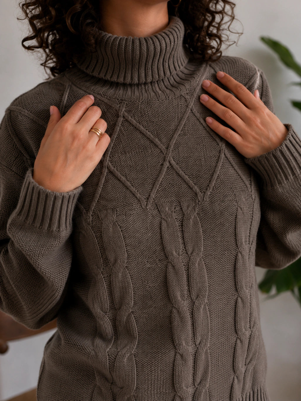 Sweater Cable