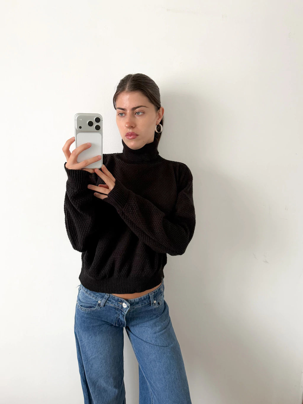 Sweater Laid Back